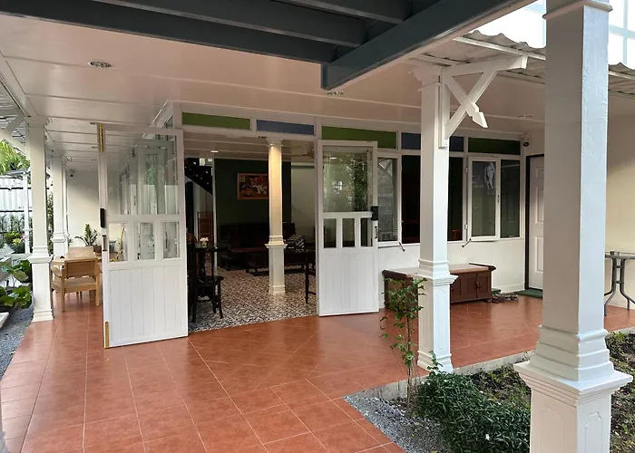 Baan Debtida Hotell
