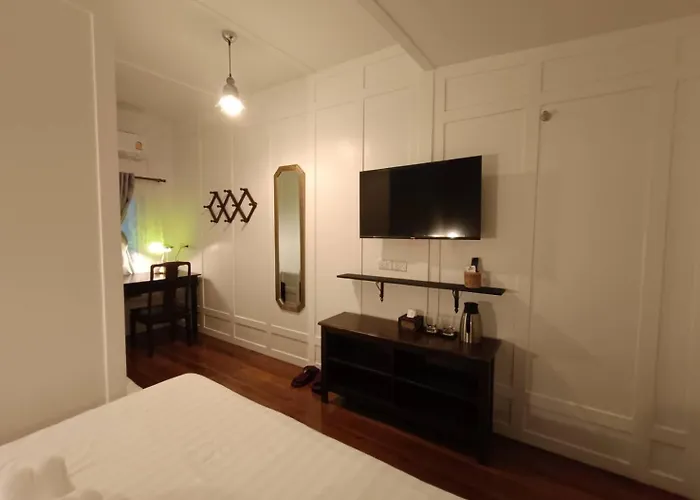 Baan Debtida
