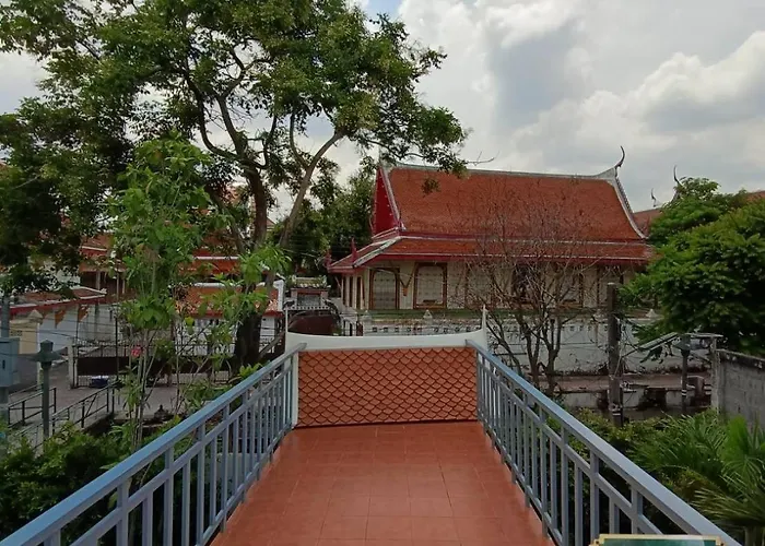 Hotell Baan Debtida Bangkok