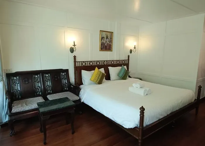 Baan Debtida Hotell